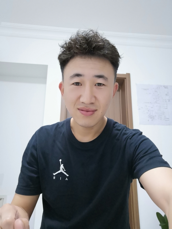 小样的第一张照片--龙海婚介网