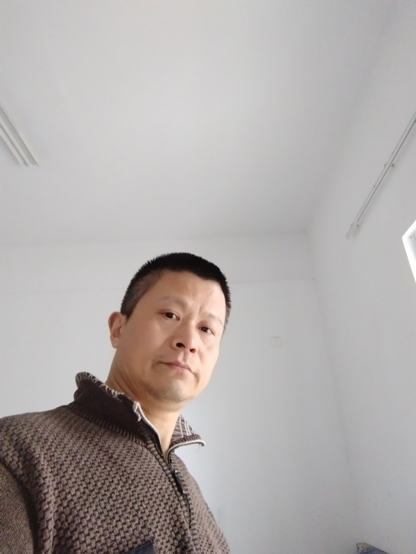 无云的第一张照片--龙海婚介网