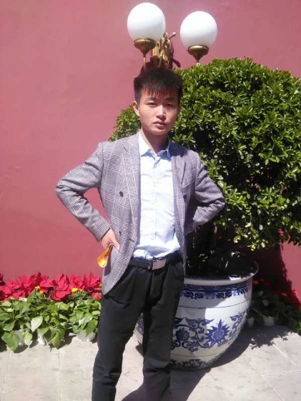黎明之光的第二张照片--龙海婚介网