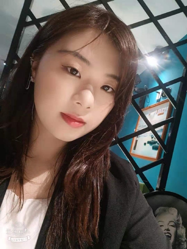 带翅膀的小猫的第一张照片--龙海婚介网
