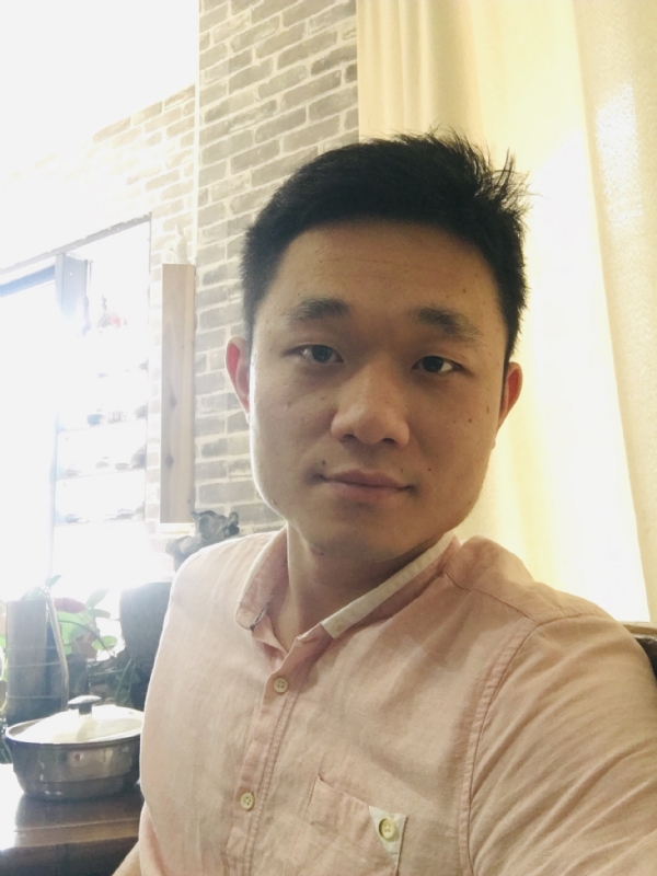 落落大方的第二张照片--龙海婚介网