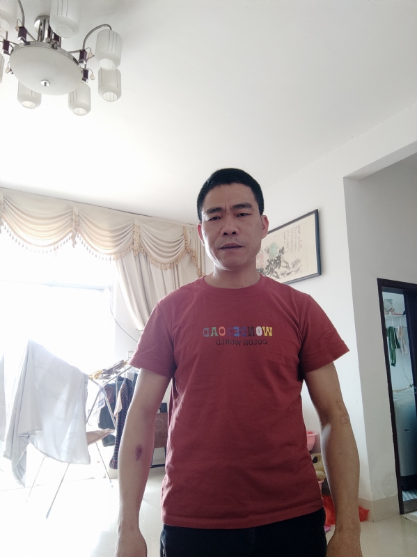 再回首的第二张照片--龙海婚介网
