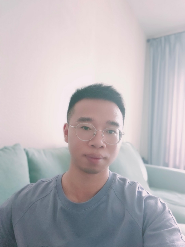 阿挺的第一张照片--龙海婚介网