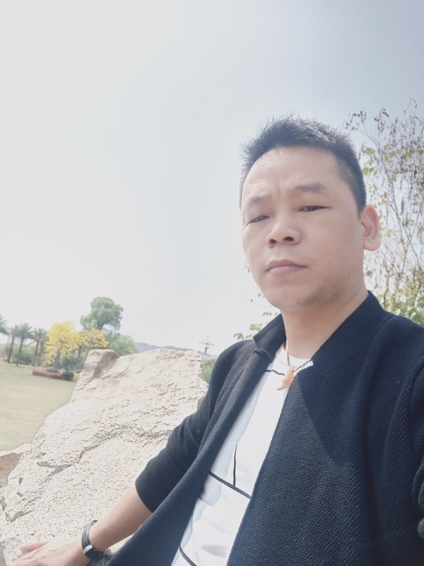受伤的人的第一张照片--龙海婚介网
