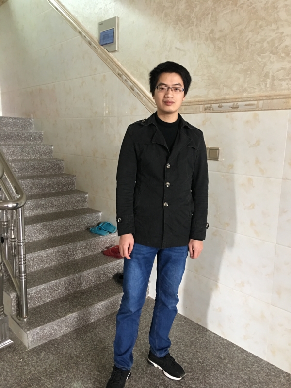 雲戯的第二张照片--龙海婚介网