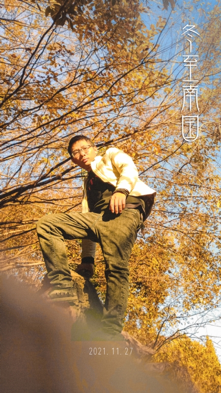也许只是缺少一个拥抱的第一张照片--龙海婚介网