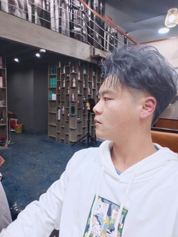 《零》的第一张照片--龙海婚介网