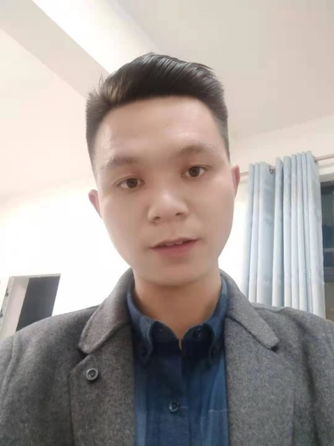 斌斌的第三张照片--龙海婚介网