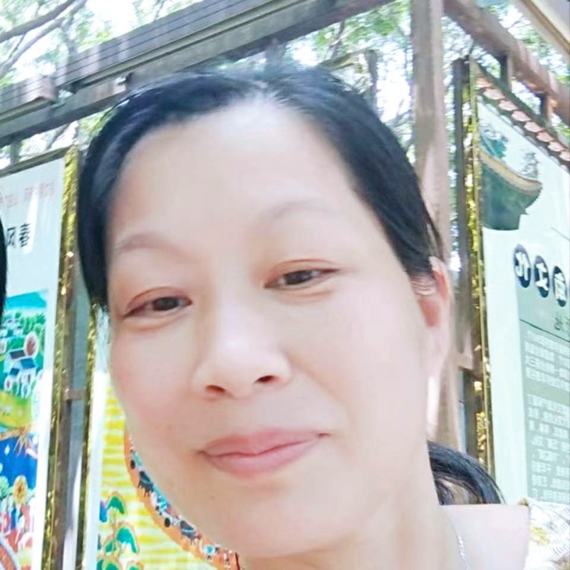 小妹的第三张照片--龙海婚介网
