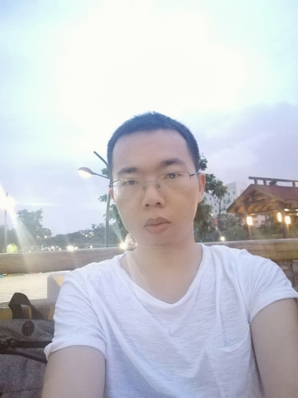逮竹的第一张照片--龙海婚介网