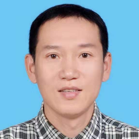 阳光的第一张照片--龙海婚介网