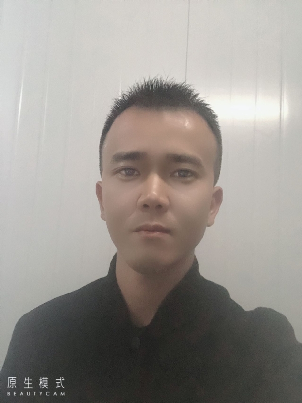壮飞的第一张照片--龙海婚介网