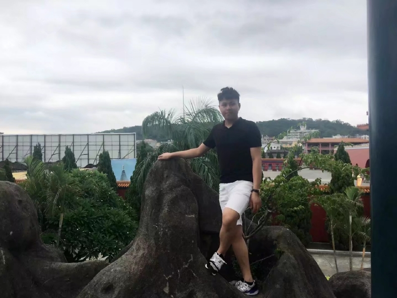 伟仔的第一张照片--龙海婚介网