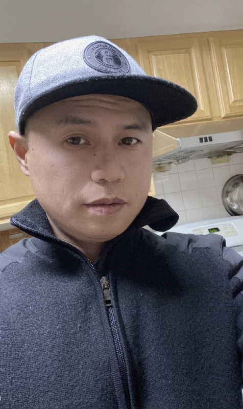 tony的第一张照片--龙海婚介网