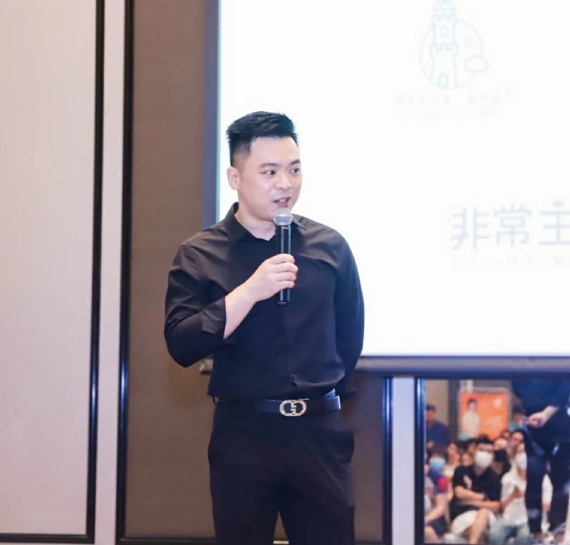 爱吃肉的猪大爷的第一张照片--龙海婚介网