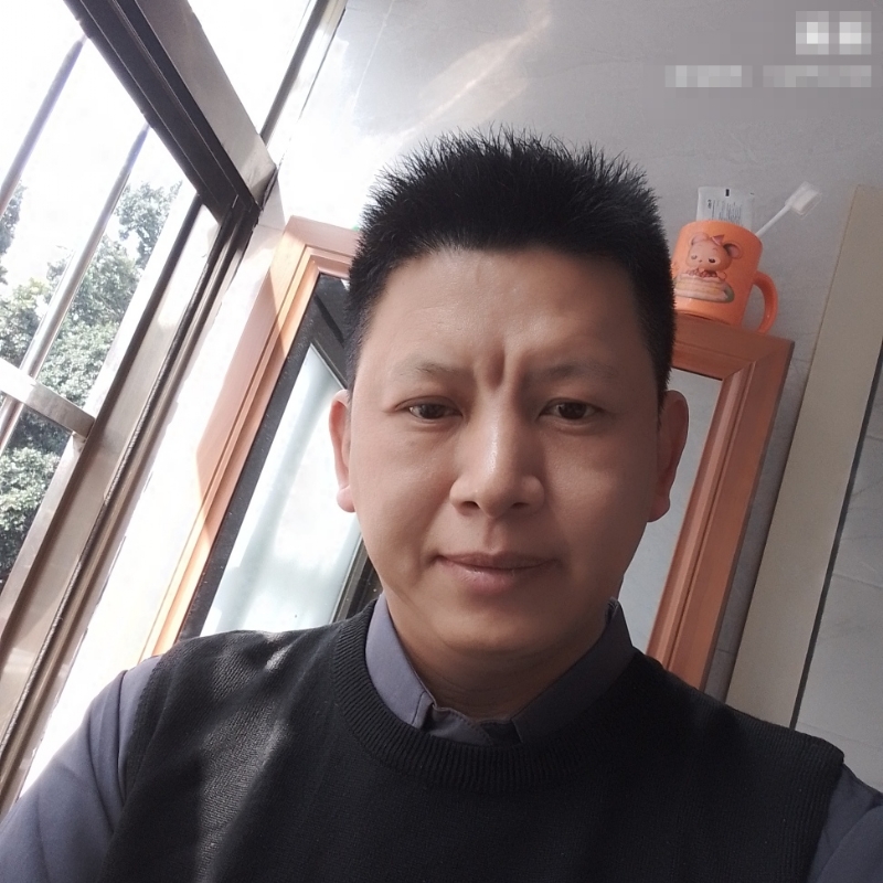 凯凯的第一张照片--龙海婚介网