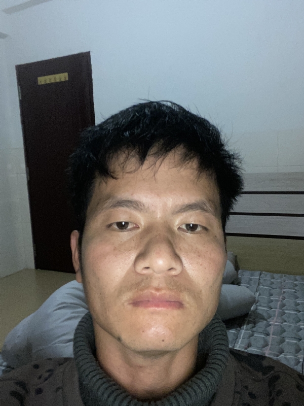 开心的第三张照片--龙海婚介网