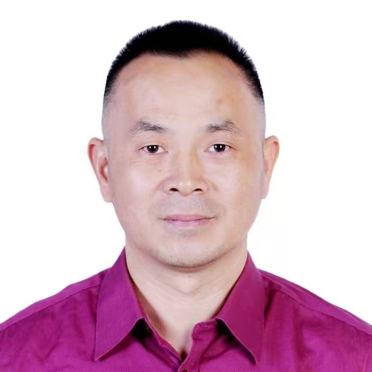 鹏晖的第三张照片--龙海婚介网