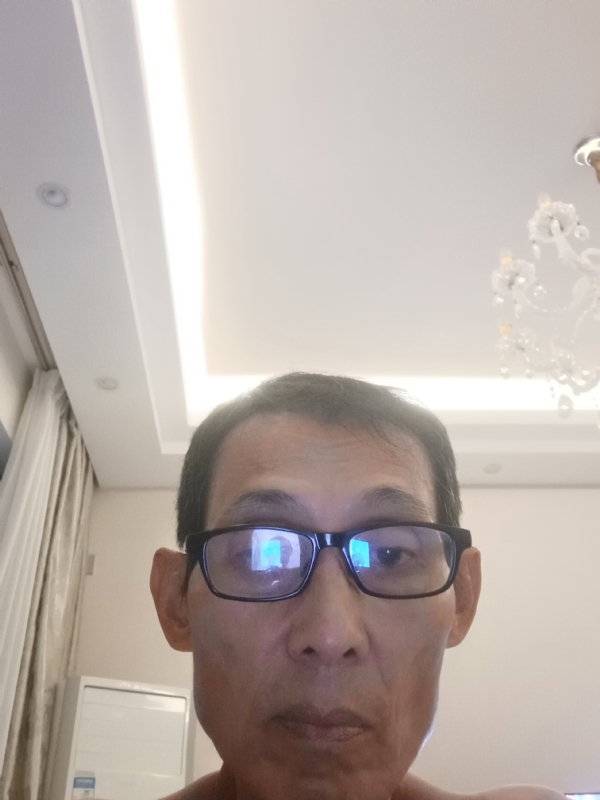 台湾交友的第一张照片--龙海婚介网