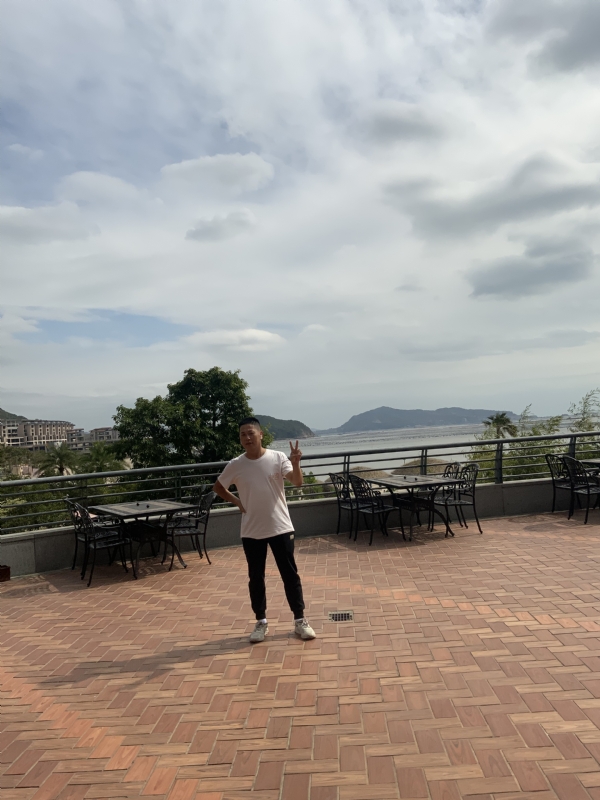 心酸瑟果的第一张照片--龙海婚介网