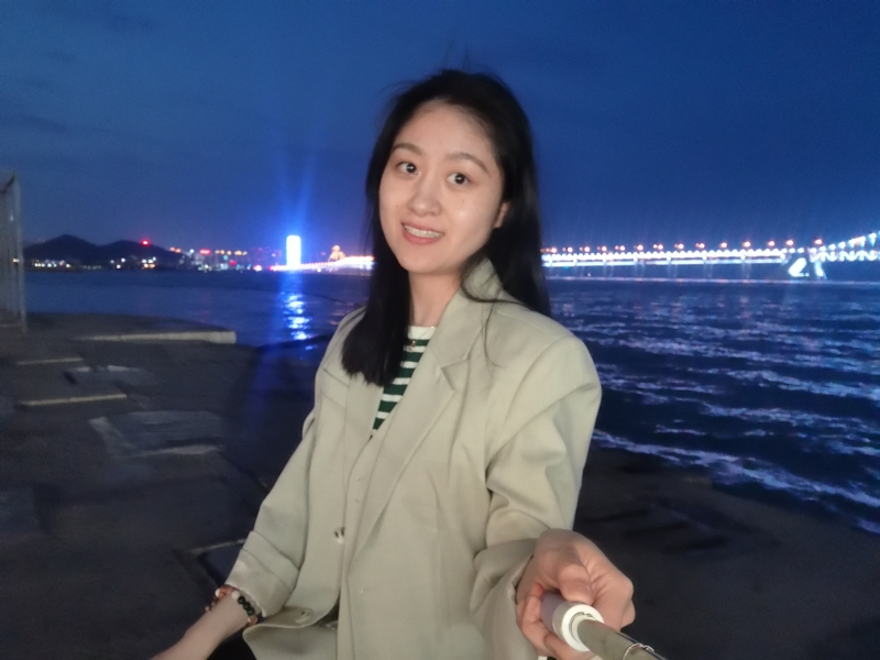 思洁的第一张照片--龙海婚介网