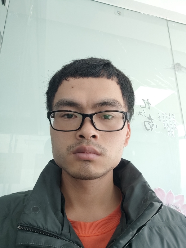 林嘉任的第二张照片--龙海婚介网