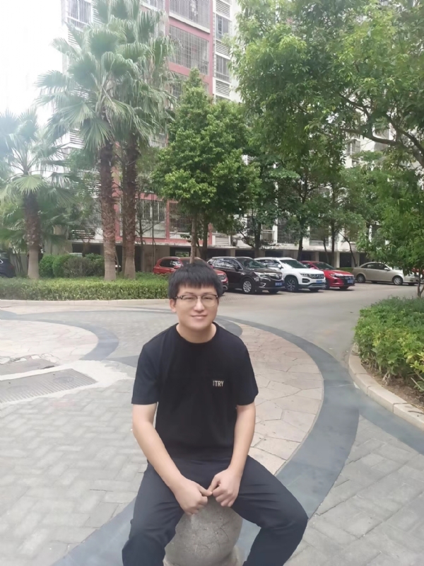 等闲的第三张照片--龙海婚介网