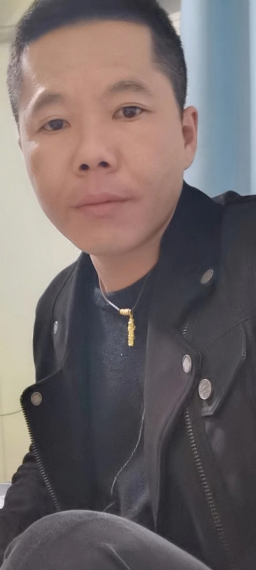 沁非凡的第一张照片--龙海婚介网