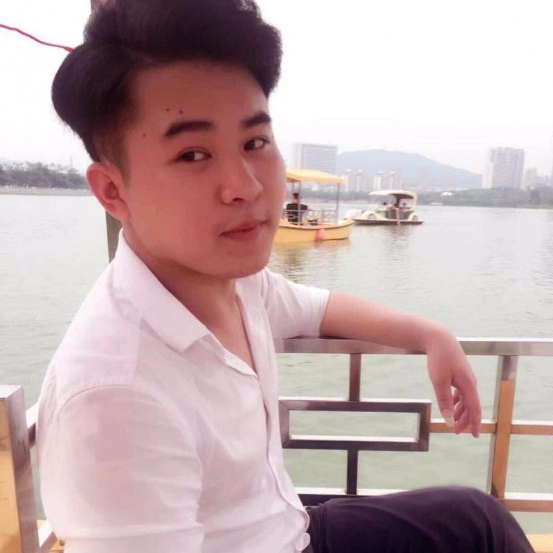 暗许的第二张照片--龙海婚介网