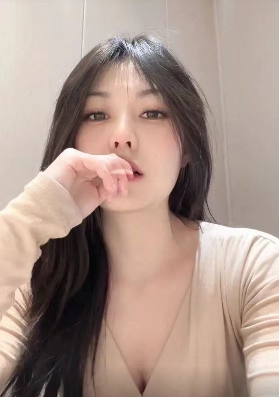 勾人心魂大美人的第一张照片--龙海婚介网