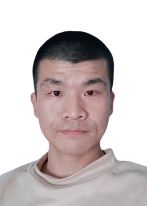钟春明的第一张照片--龙海婚介网