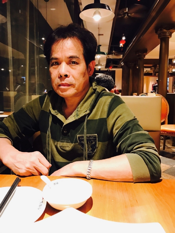 天马行空的第一张照片--龙海婚介网