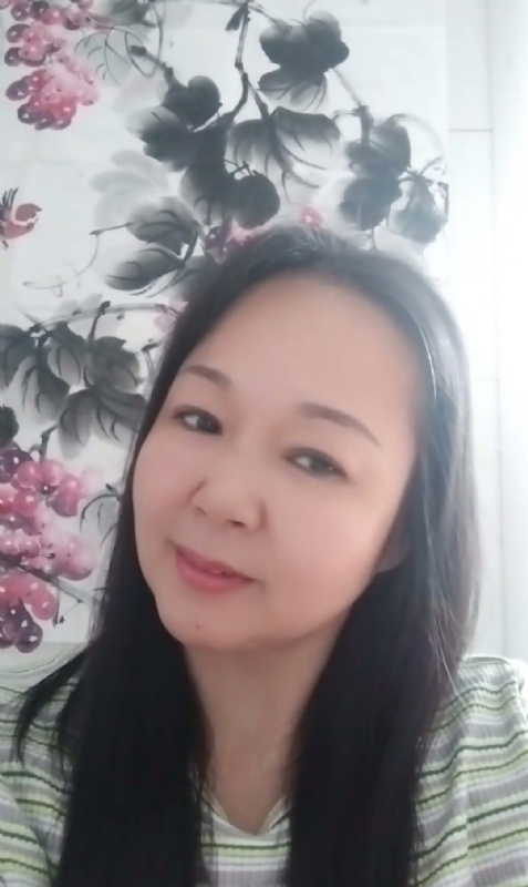 莲悦悦的第一张照片--龙海婚介网