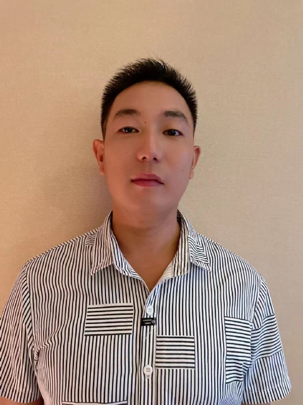 陈先生的第二张照片--龙海婚介网