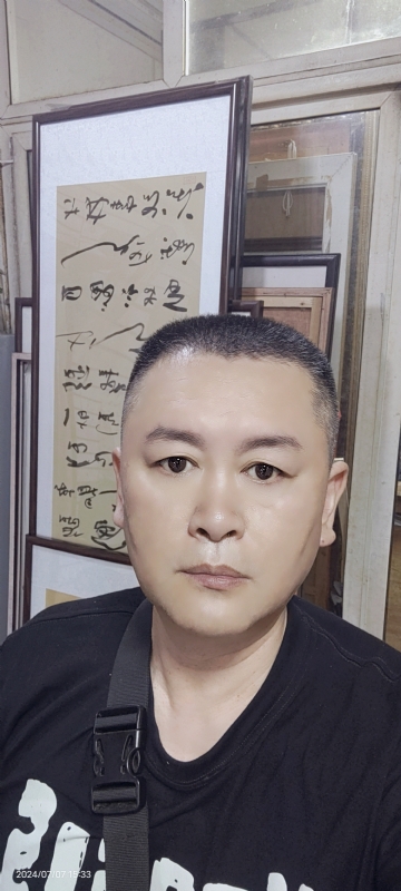 永恒的瞬间的第一张照片--龙海婚介网
