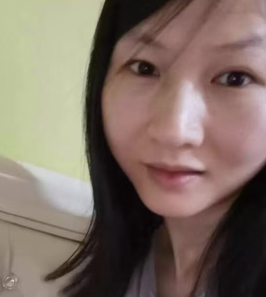 嫣然的第一张照片--龙海婚介网