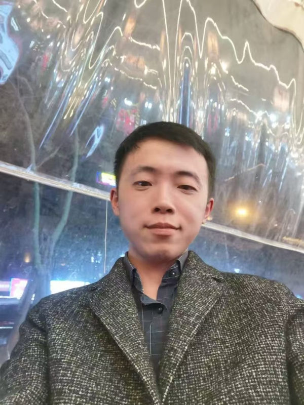 孤客的第一张照片--龙海婚介网