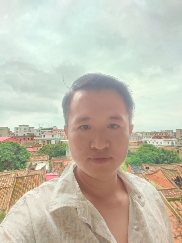 陌生人的第一张照片--龙海婚介网